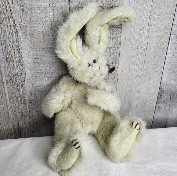 Vintage TY Jointed Plush Bunny Toy - Picture 1 of 8